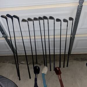 Yamaha Secret Professional Carbon Golf Iron Set 3-SW & Driver X-200 1, 3, 4